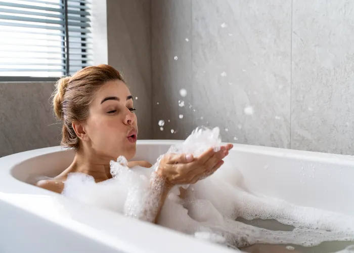 How To Find the Best Bubble Bath for Dry Skin